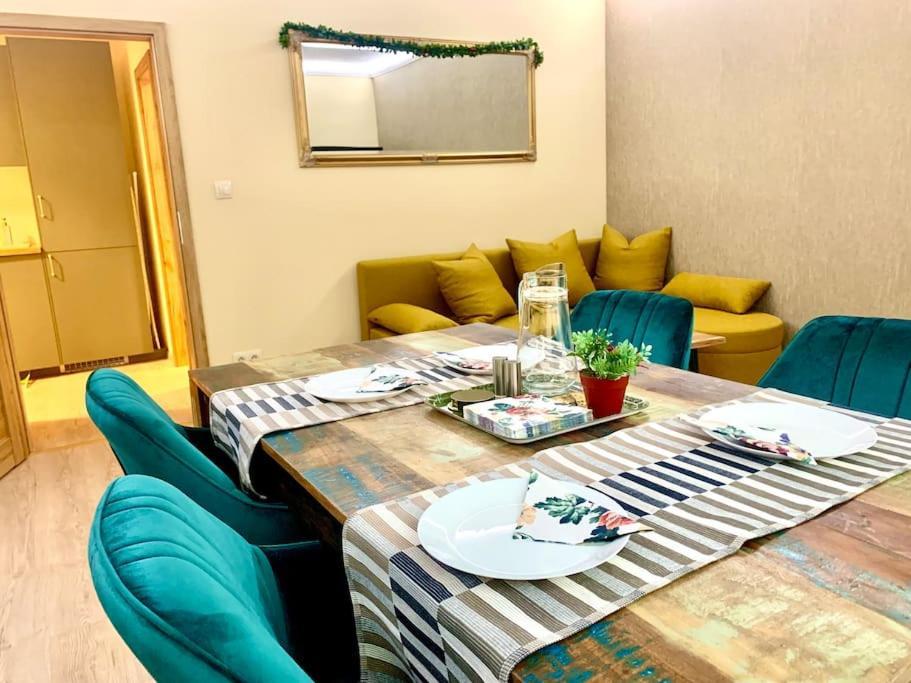 Brand New, Design Apartment Jojo, Oldtown, Balcony Bratislava Extérieur photo