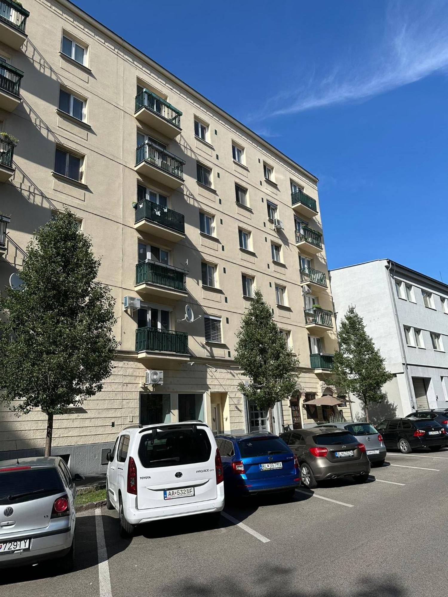 Brand New, Design Apartment Jojo, Oldtown, Balcony Bratislava Extérieur photo